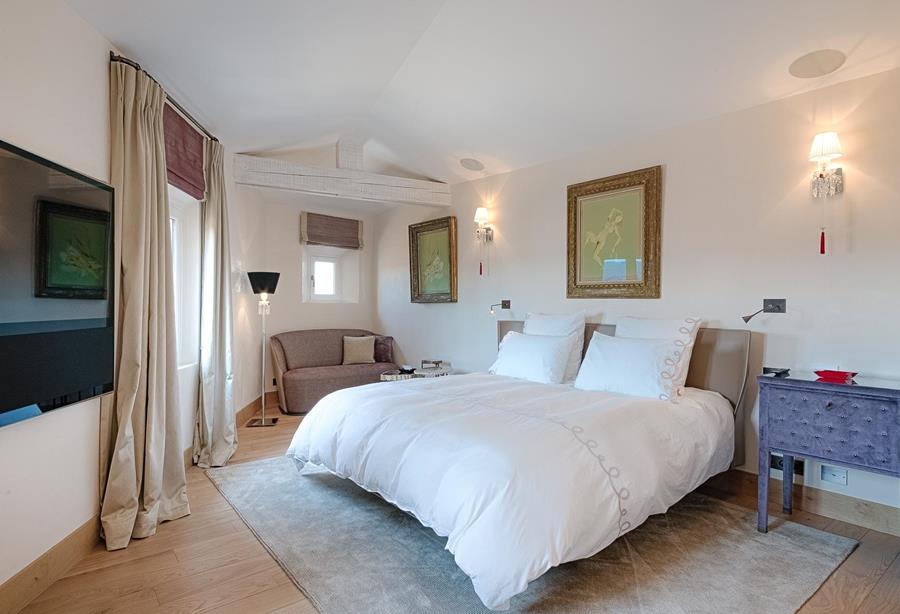 "Tour Jarlier" rooms - Rental